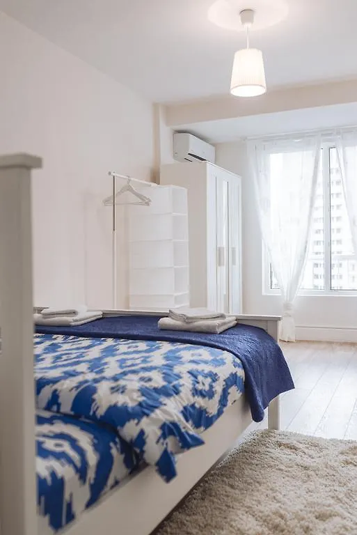 River View - Old City Apartment Bucarest